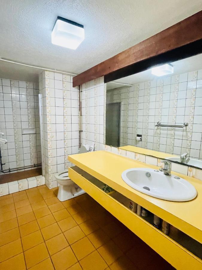 J&D Lodge Papeete  Bagian luar foto