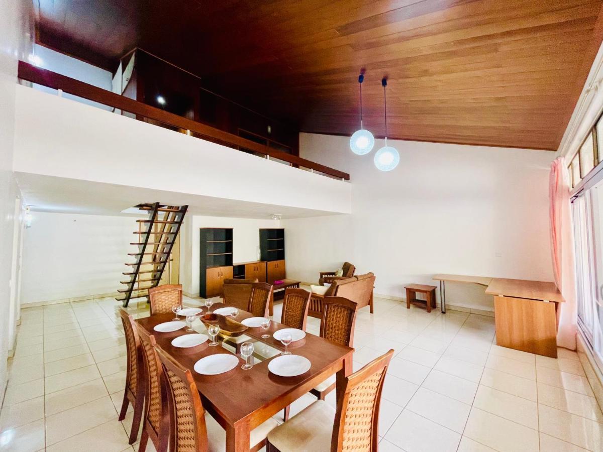 J&D Lodge Papeete  Bagian luar foto